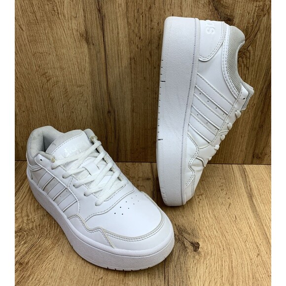 Adidas Youth Unisex Hoops 3.0 Bold J Platform Court Sneaker Shoes White Size 4 - Picture 1 of 16
